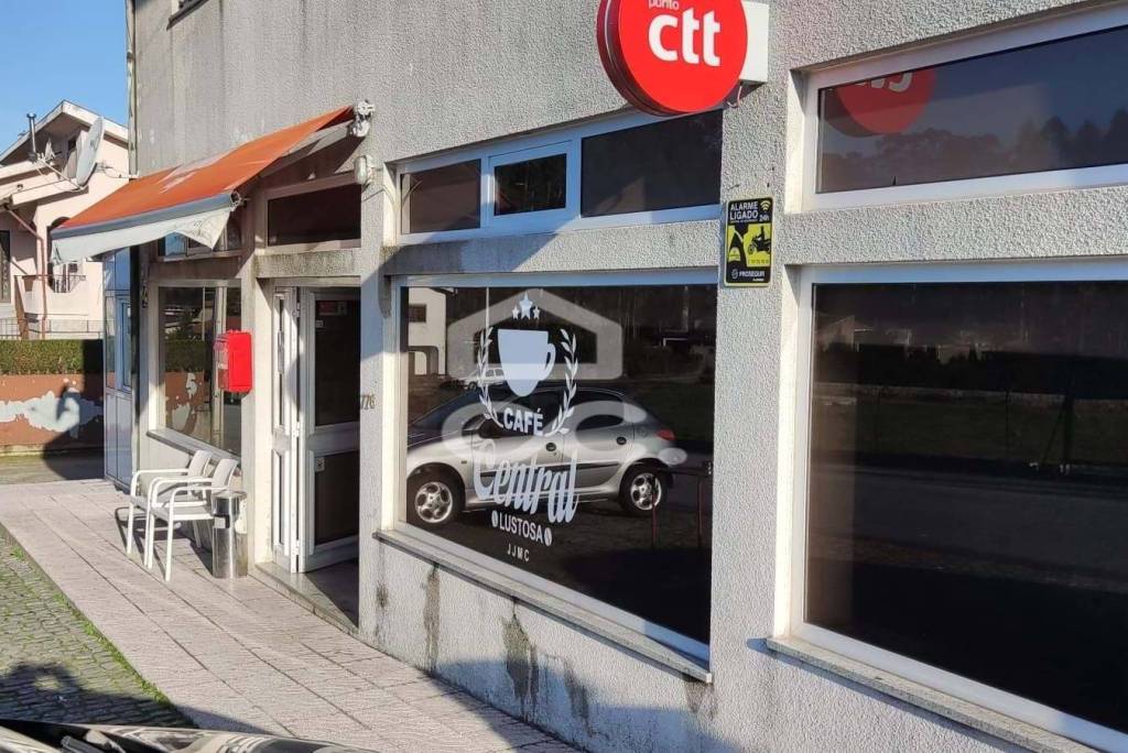 Commercial property Lousada Lustosa