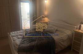 2 bedroom townhouse with 1 bedroom apt sea and river views