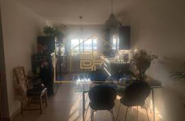 2 bedroom townhouse with 1 bedroom apt sea and river views