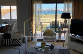 2 bedroom townhouse with 1 bedroom apt sea and river views