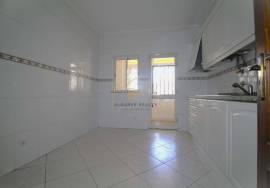 3 bedroom apartment with generous areas