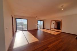 Spacious 3-Bedroom Villa in São Roque