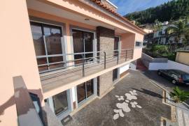 Spacious 3-Bedroom Villa in São Roque