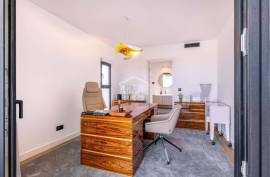Fabulouse Penthouse For Sale on Estrada Monumental