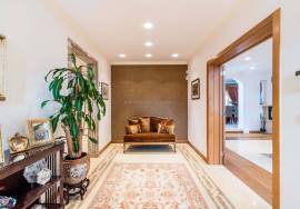 Luxury 5 Bedroom Villa in Quinta da Beloura: The Perfect Home for Your Family