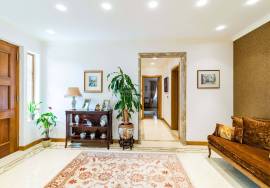 Luxury 5 Bedroom Villa in Quinta da Beloura: The Perfect Home for Your Family
