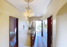 ESTOI - VILLA - 6 BEDROOMS - GARAGE - LAND