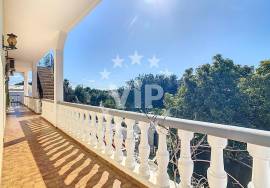 ESTOI - VILLA - 6 BEDROOMS - GARAGE - LAND