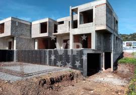 SAO BRAS - 4 BEDROOM LUXURY VILLA - SWIMMING POOL - GARDEN - GARAGE