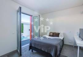 VILAMOURA - 3 BEDROOM  LUXURY VILLA - JACUZZI - SAUNA - GARAGE - GARDEN