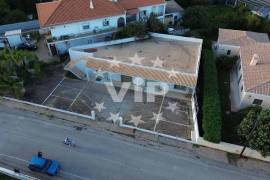 LOULE - COMMERCIAL SHOP SPACE - WAREHOUSE - CENTRAL LOCATION - PARKING