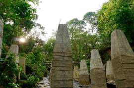 Excellent 12 Bed Permaculture Ecological Finca Sumaj Kawsay for Sale In San Vicente de Huaticocha
