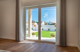 Excellent Brand new 5 Bed Villa For Sale In Figueira da Foz