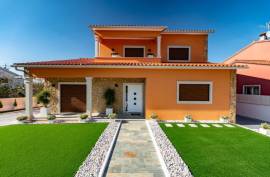 Excellent Brand new 5 Bed Villa For Sale In Figueira da Foz