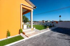 Excellent Brand new 5 Bed Villa For Sale In Figueira da Foz