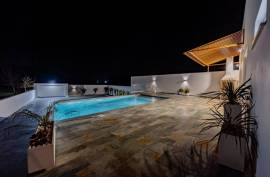 Excellent Brand new 5 Bed Villa For Sale In Figueira da Foz