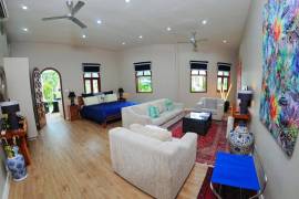 Luxury 5 Bed Villa Costa Plenty Bed and Breakfast For Sale in Sanur Bali