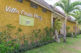 Luxury 5 Bed Villa Costa Plenty Bed and Breakfast For Sale in Sanur Bali