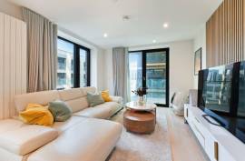 Luxury 2 Bed Apartment For Sale In London