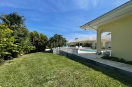 Luxury 5 Bed Villa For Sale In Trade Winds Dr 1, Freeport Grand Bahama, The