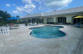 Luxury 5 Bed Villa For Sale In Trade Winds Dr 1, Freeport Grand Bahama, The