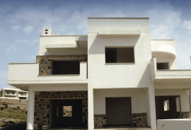 Luxury 4 Bed Villa To Complete For sale in Makrigialos Crete