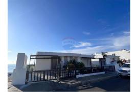 Luxury 3 Bed Villa For Sale In Manabi