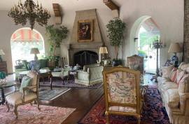 Luxury 5 Bed Spanish Architecture Designer House For Sale in Mexico
