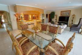 Luxury 4 Bed Villa For Sale in Vanderbijlpark South