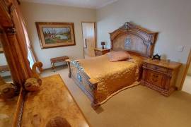 Luxury 4 Bed Villa For Sale in Vanderbijlpark South