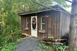 Stunning 4 Bed House For Sale in Strathroy Ontario