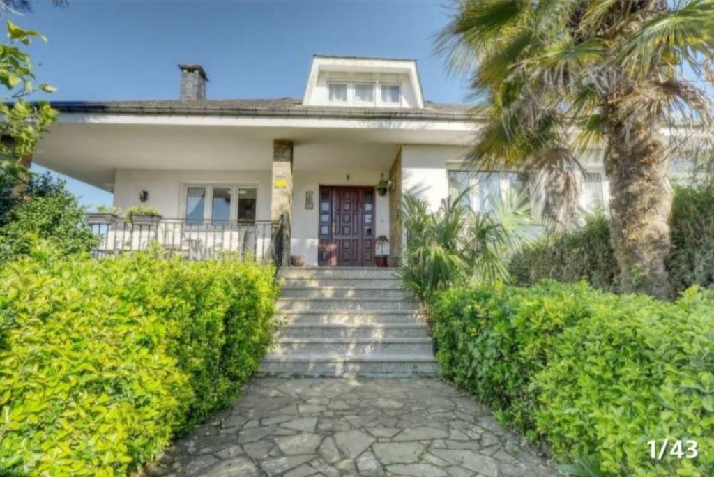 Stunning 6 Bed Villa For Sale in A Coruna Galicia