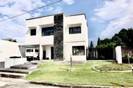 Luxury 6 Bed Villa For Sale in Binan Laguna The
