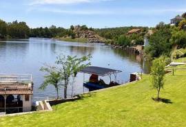 Luxury 4 Bed waterfront Villa for Sale in Porcupine Ridge Gauteng South