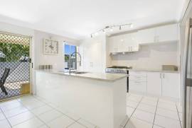 Luxury 4 Bedroom House for Sale in Reedy Creek Queensland