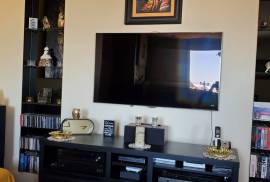 Superb 2 Bedroom Penthouse Apartment for sale in Madrid