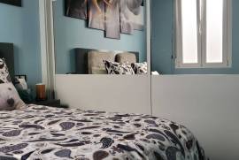 Superb 2 Bedroom Penthouse Apartment for sale in Madrid