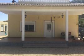 Superb 6 Bed House For Sale in Zarra Valencia