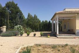 Superb 6 Bed House For Sale in Zarra Valencia