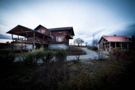Stunning 11 bedroom Airbnb property for sale in Varsag Harghita