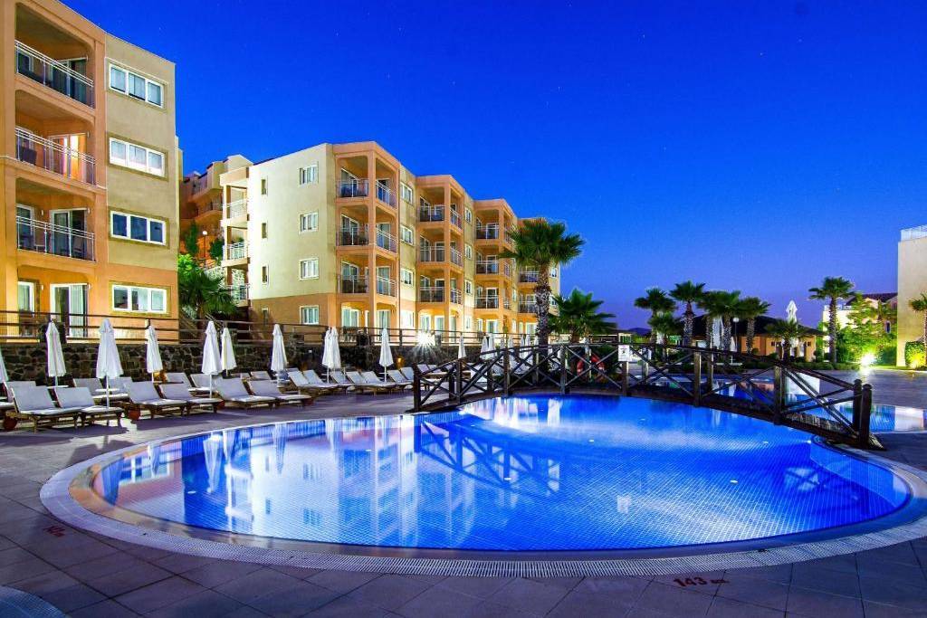 Stunning 2 Bedroom Apartment for Sale in Kusadasi Golf And Spa Resort Aydin