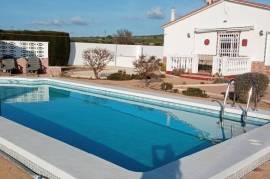 Stunning 4 Bedroom Villa For Sale in Salinas Sax Alicante