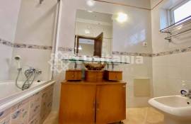 2+1 bedroom apartment with sea view in Quarteira 2+1 bedroom apartment with sea view in Quarteira