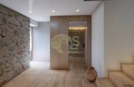 Charming Stone House with Modern Touch – 3 Bedrooms, Pool and Garage