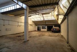 Warehouse, Santarém – For Sale