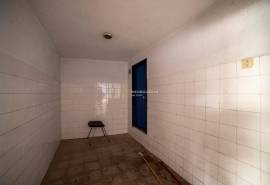 Warehouse, Santarém – For Sale