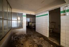 Warehouse, Santarém – For Sale