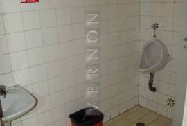 Commercial space with terrace and parking for sale in Vale Centeanes - Algarve, Carvoeiro