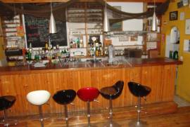 Commercial space with terrace and parking for sale in Vale Centeanes - Algarve, Carvoeiro