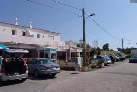 Commercial space with terrace and parking for sale in Vale Centeanes - Algarve, Carvoeiro